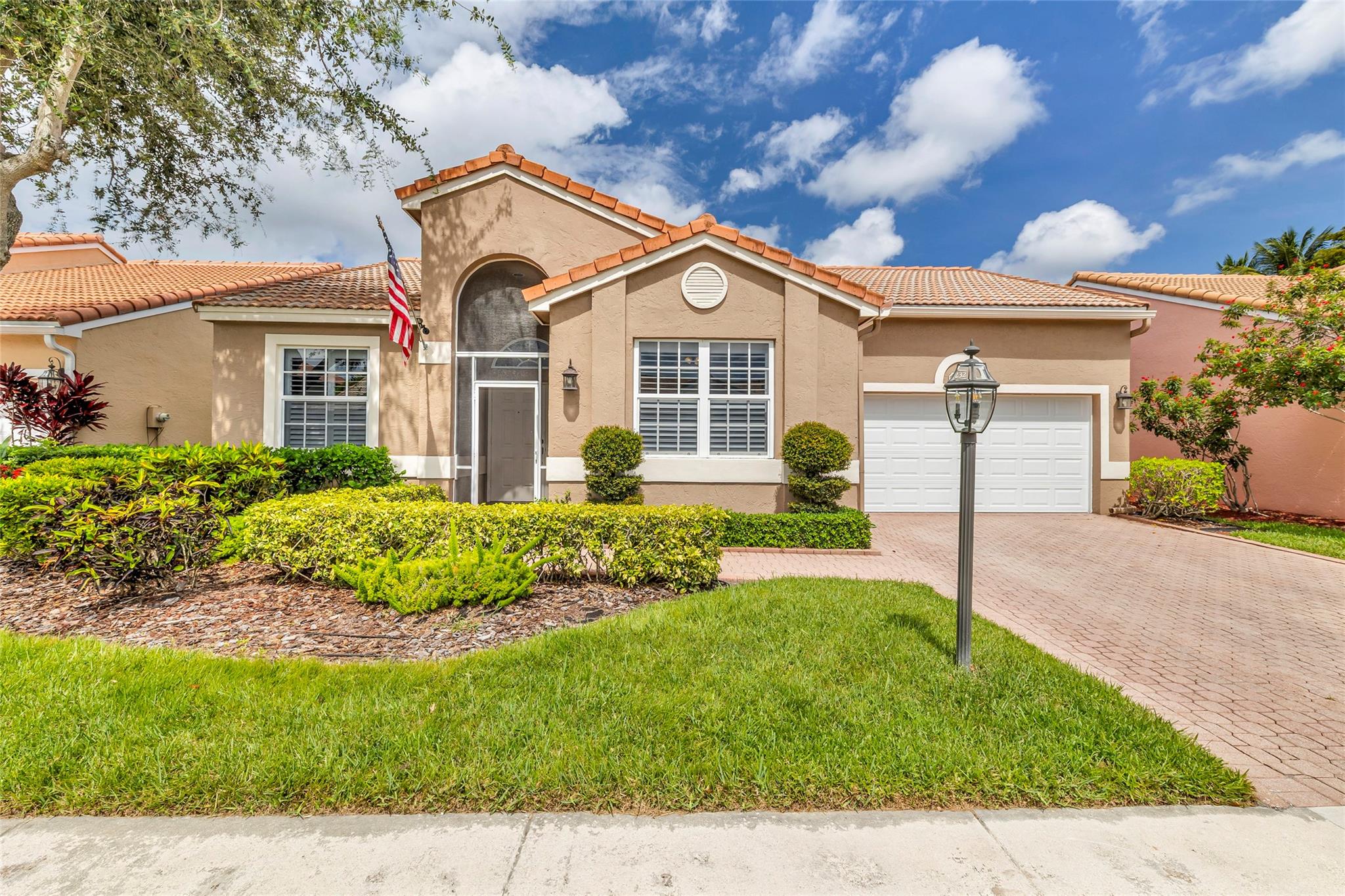 23286 Alora Dr
