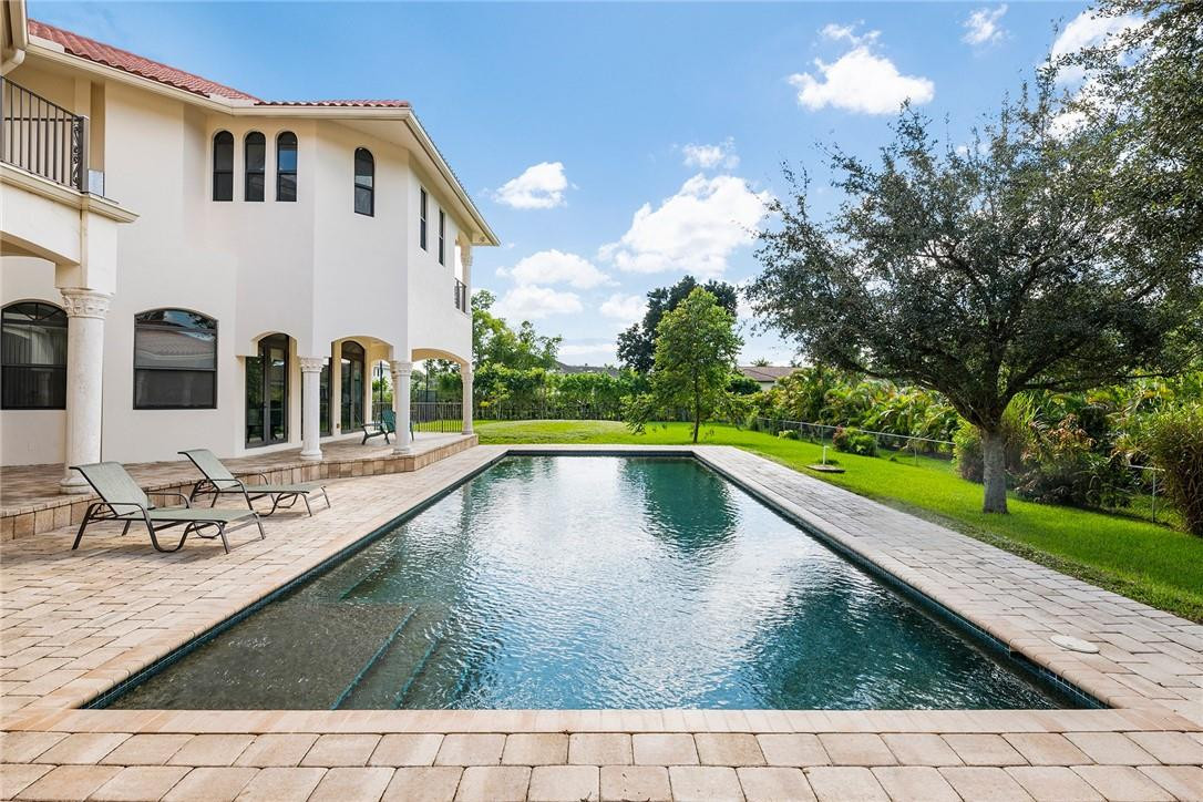 11600 NW 8th St Plantation, FL 33325