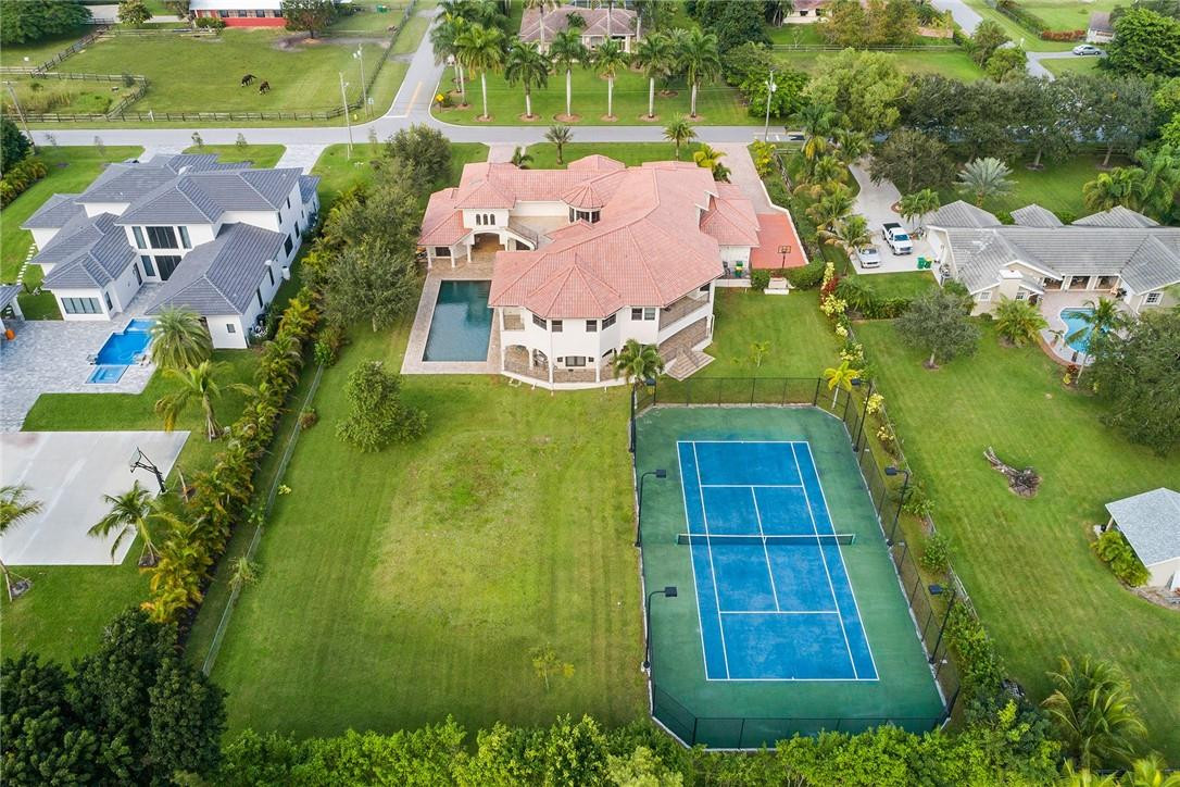 11600 NW 8th St Plantation, FL 33325