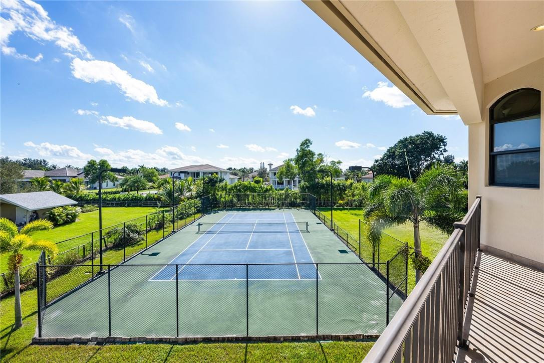 11600 NW 8th St Plantation, FL 33325