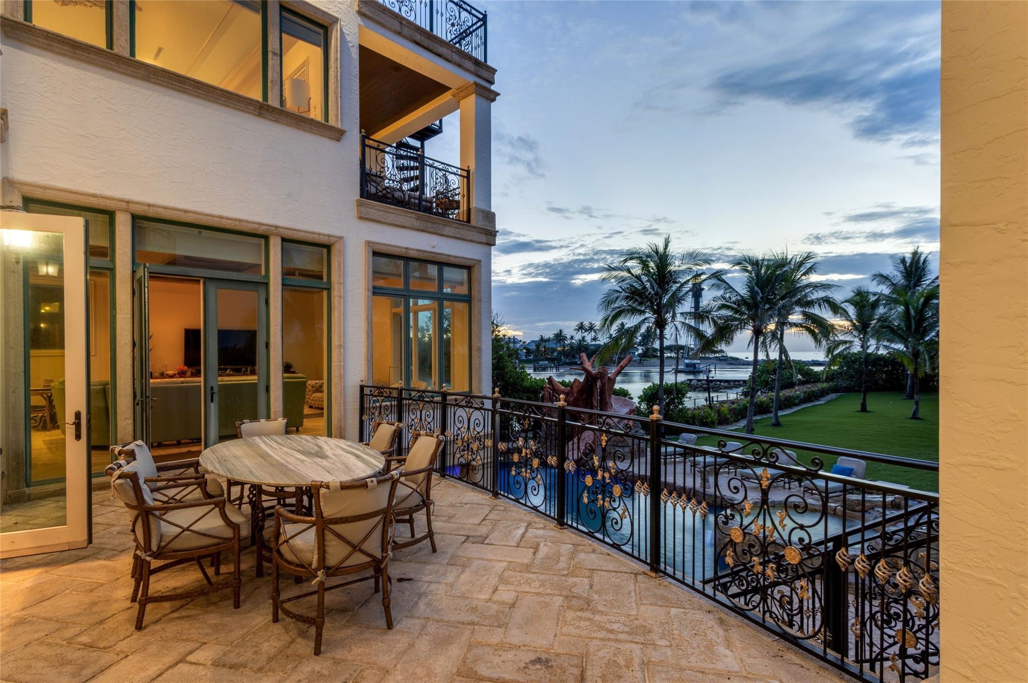 2306 Bay Dr Pompano Beach, FL 33062