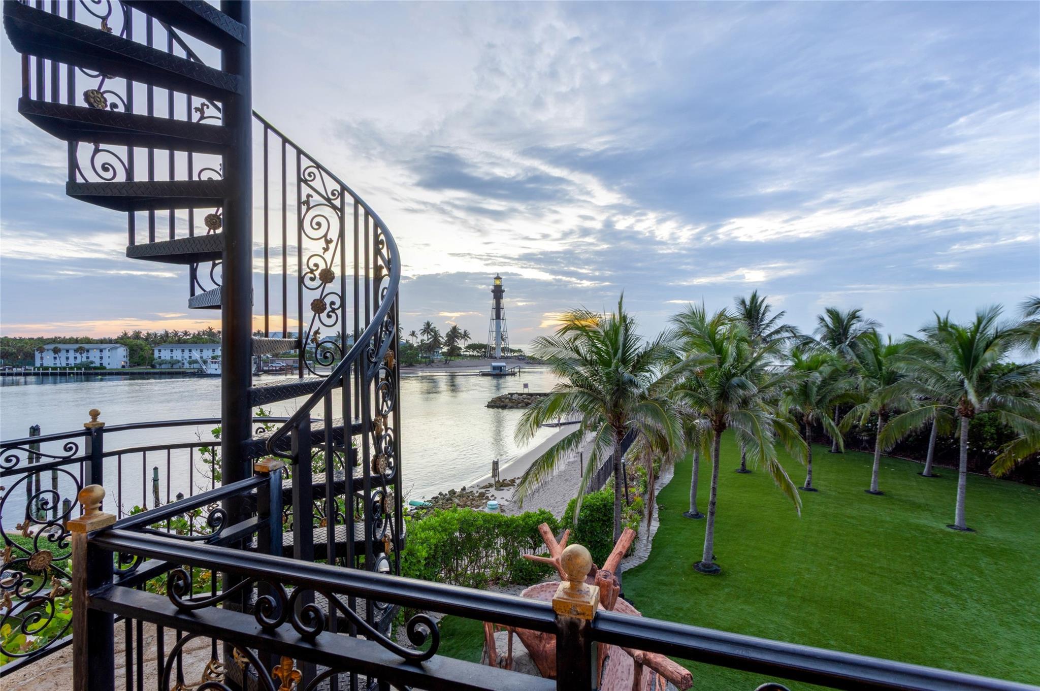 2306 Bay Dr Pompano Beach, FL 33062