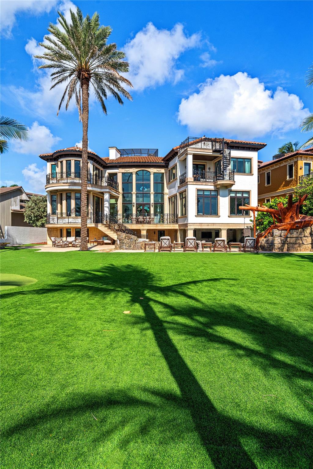 2306 Bay Dr Pompano Beach, FL 33062