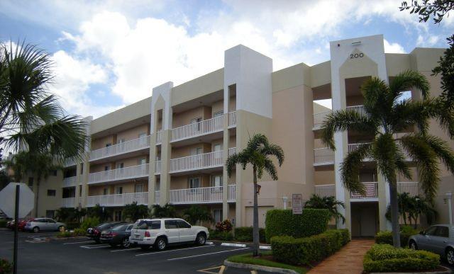 2541 N Nob Hl Rd #206