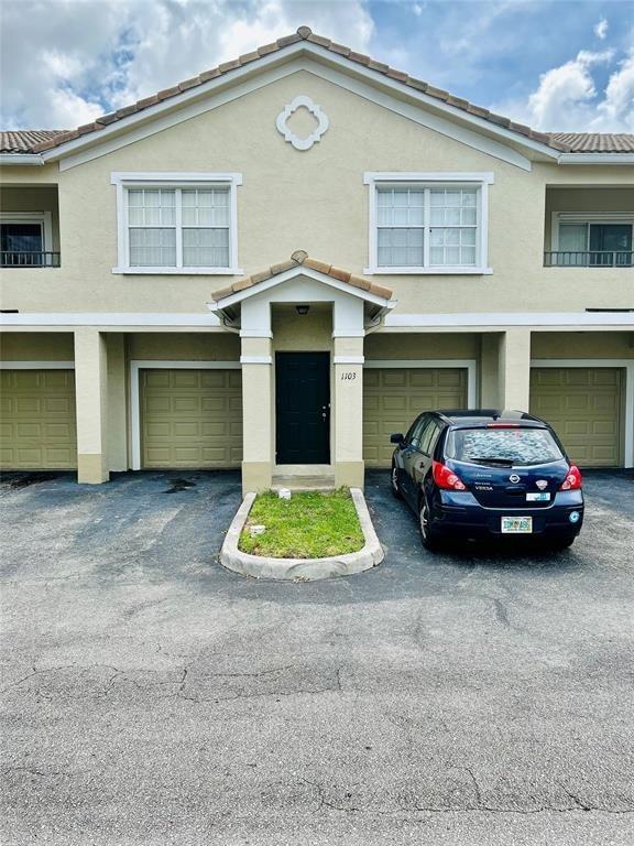 1103 Belmont Ln #1103