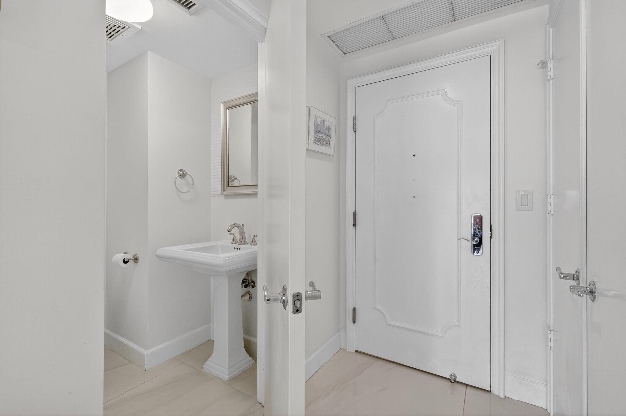 image Ritz-Carlton Coconut Grove88