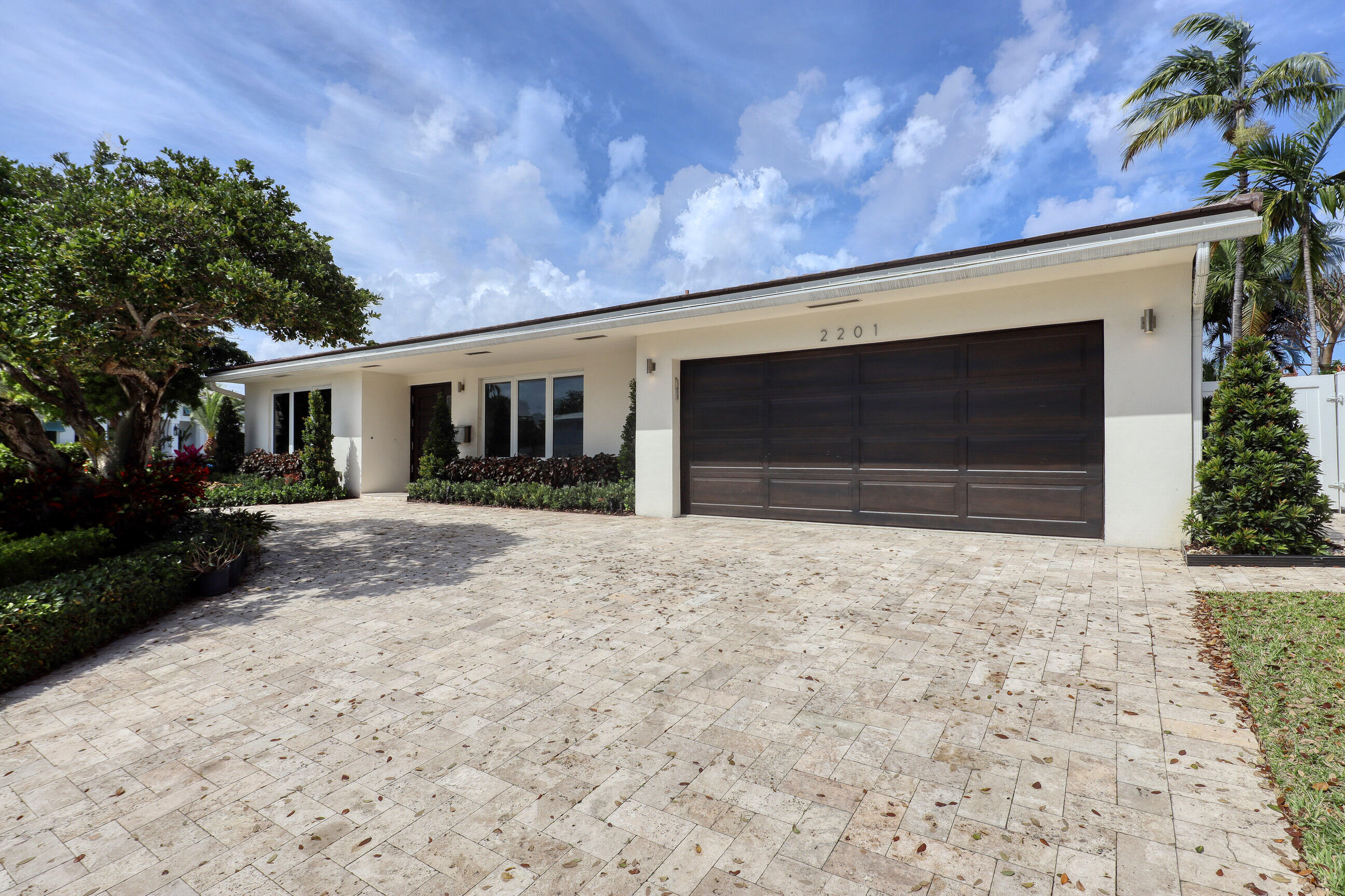 2201 SE 20th Fort Lauderdale, FL 33316