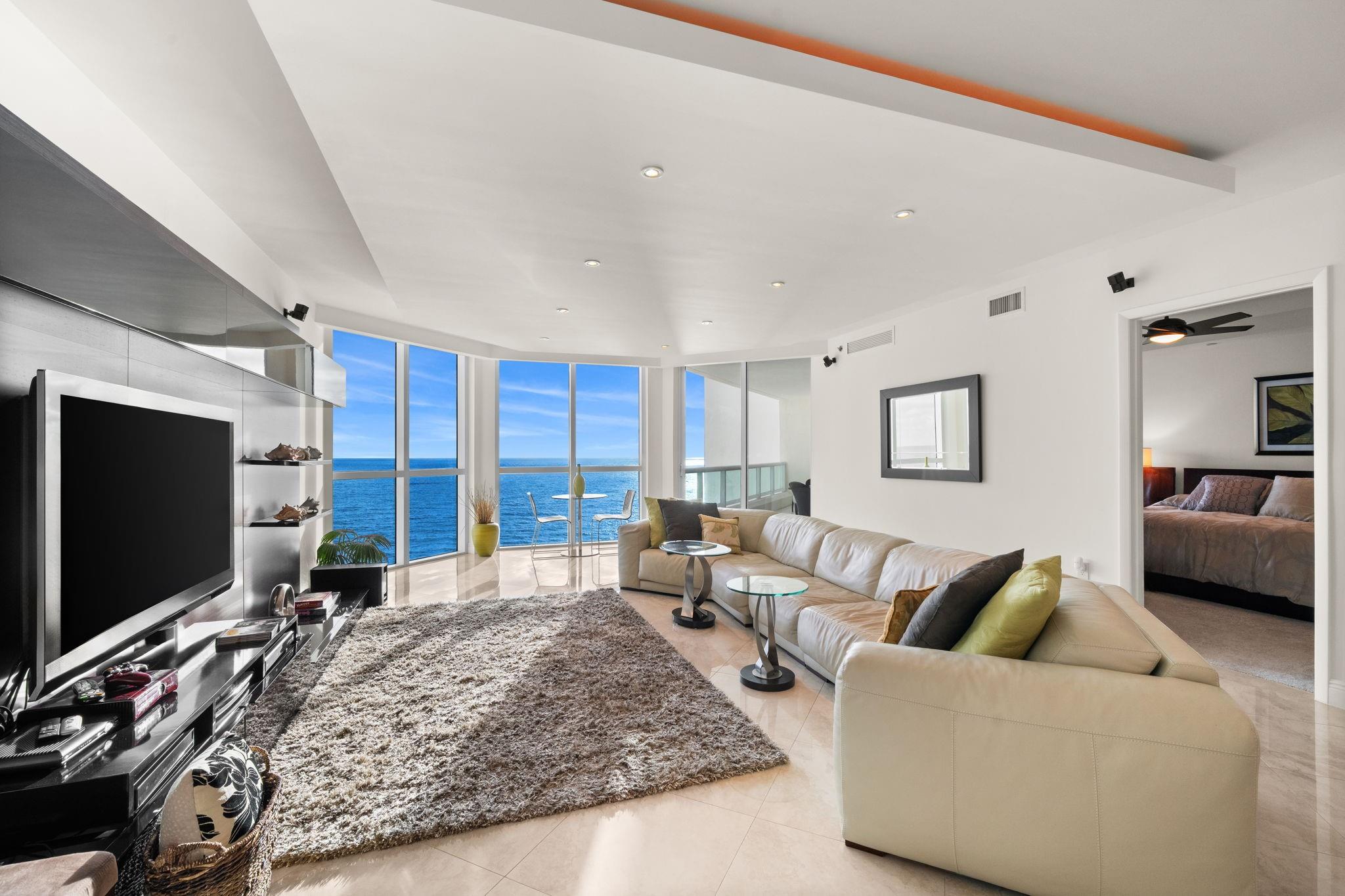 101 S Fort Lauderdale Bch Blvd #1702 Fort Lauderdale, FL 33316