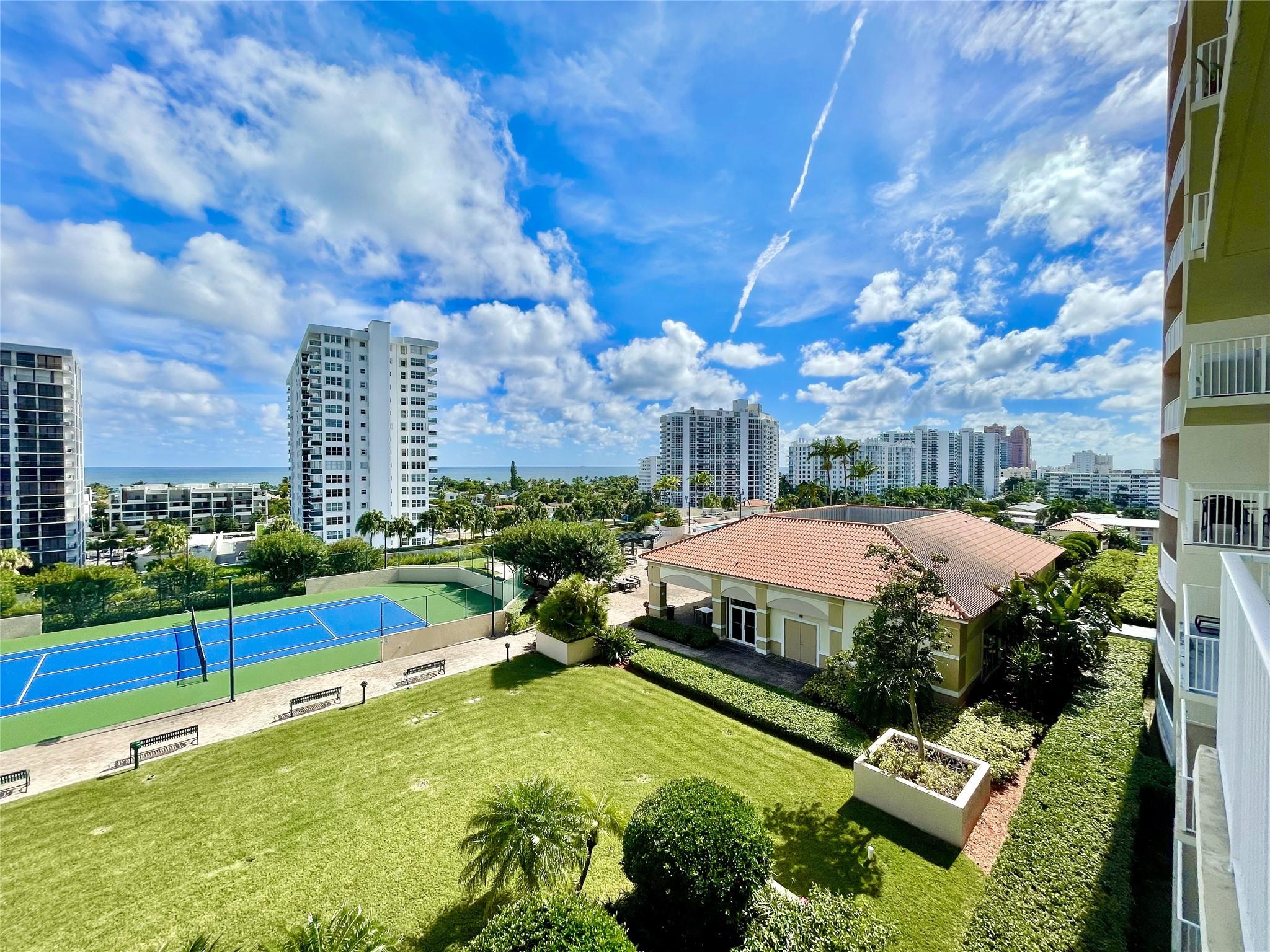 3020 NE 32nd Ave #905