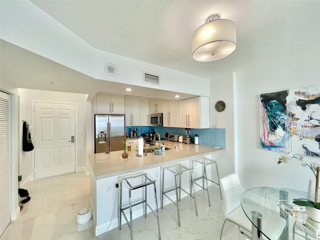 3020 NE 32nd #905 Fort Lauderdale, FL 33308