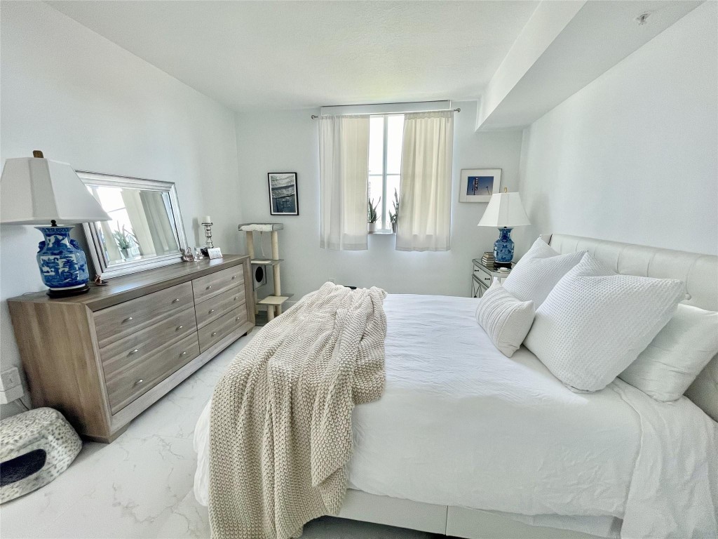 3020 NE 32nd #905 Fort Lauderdale, FL 33308