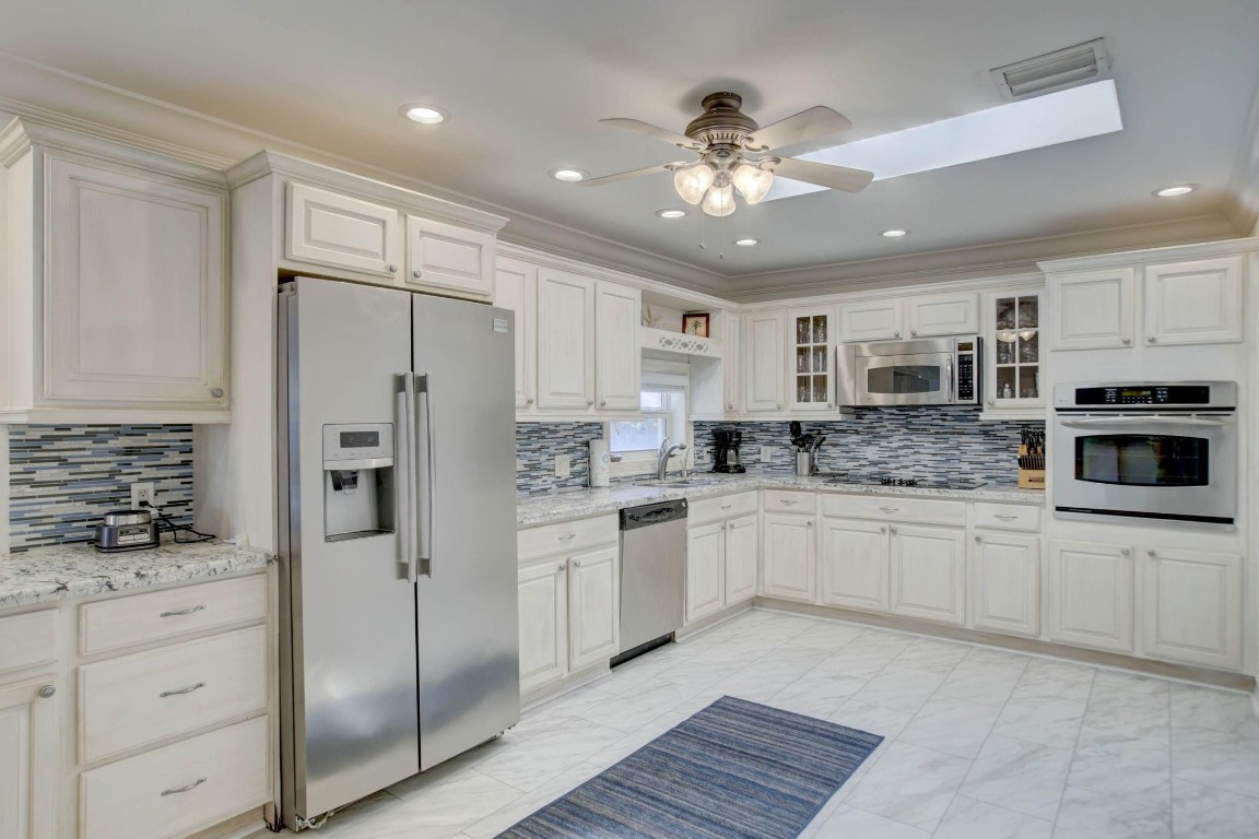 1920 Waters Edge Pompano Beach, FL 33062