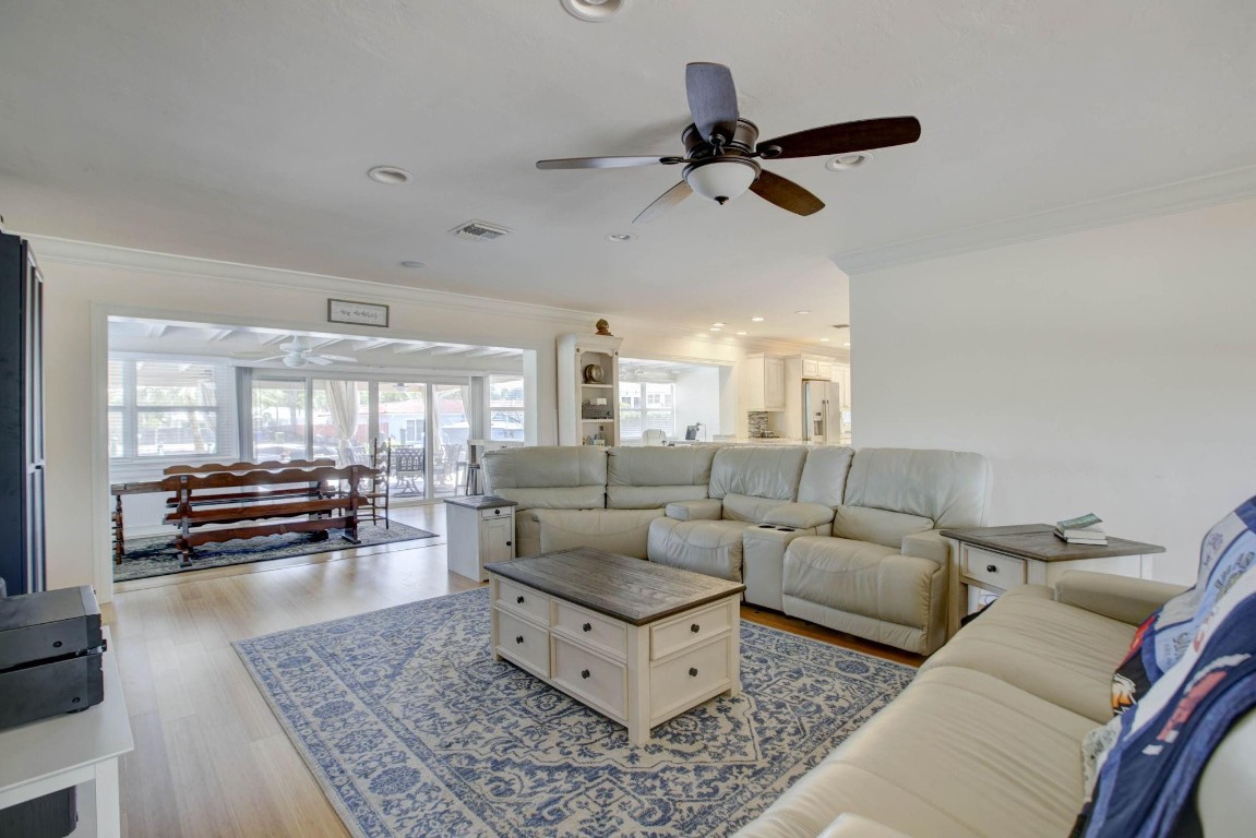 1920 Waters Edge Pompano Beach, FL 33062