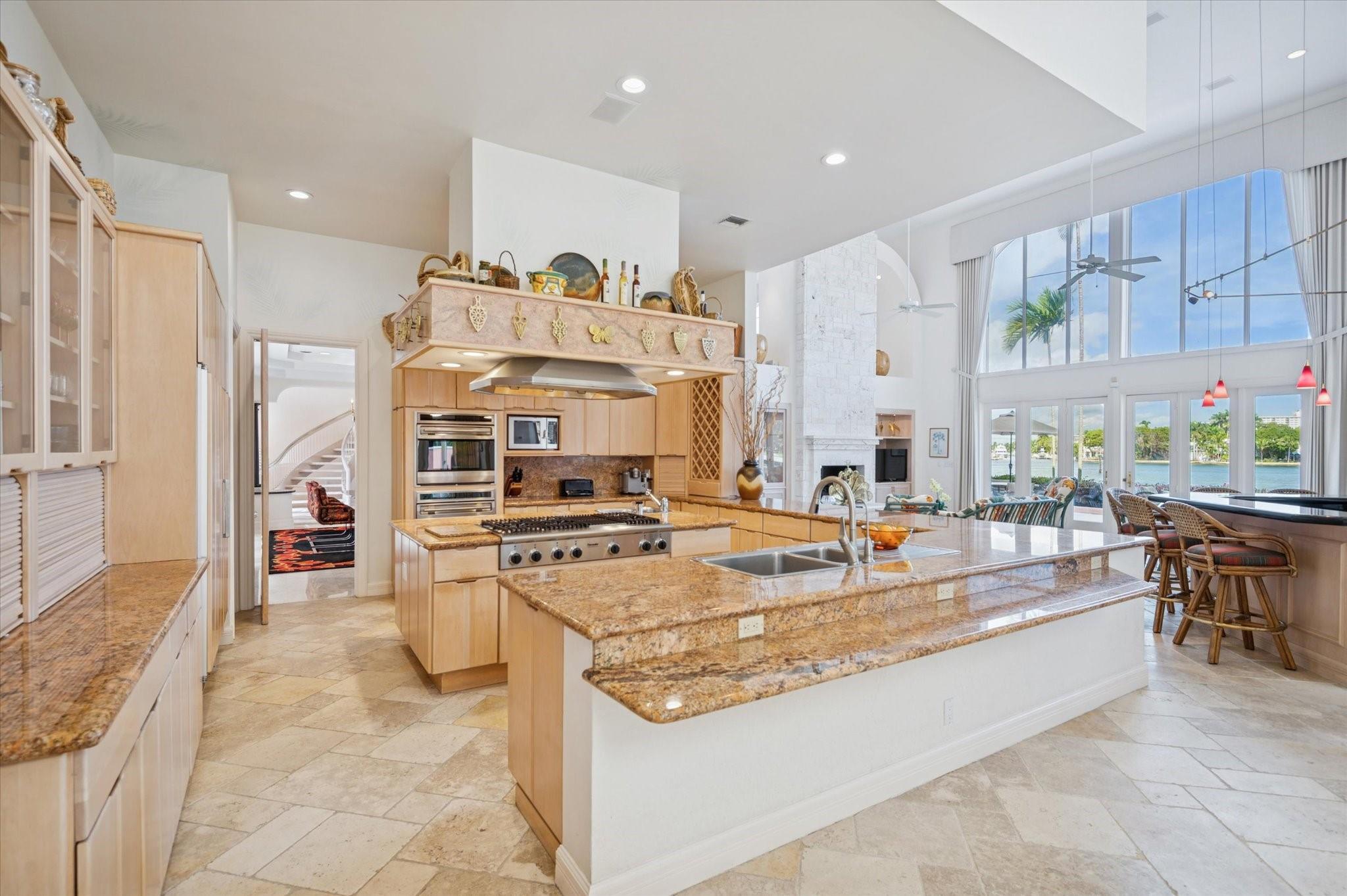 5 Isla Bahia Dr Fort Lauderdale, FL 33316