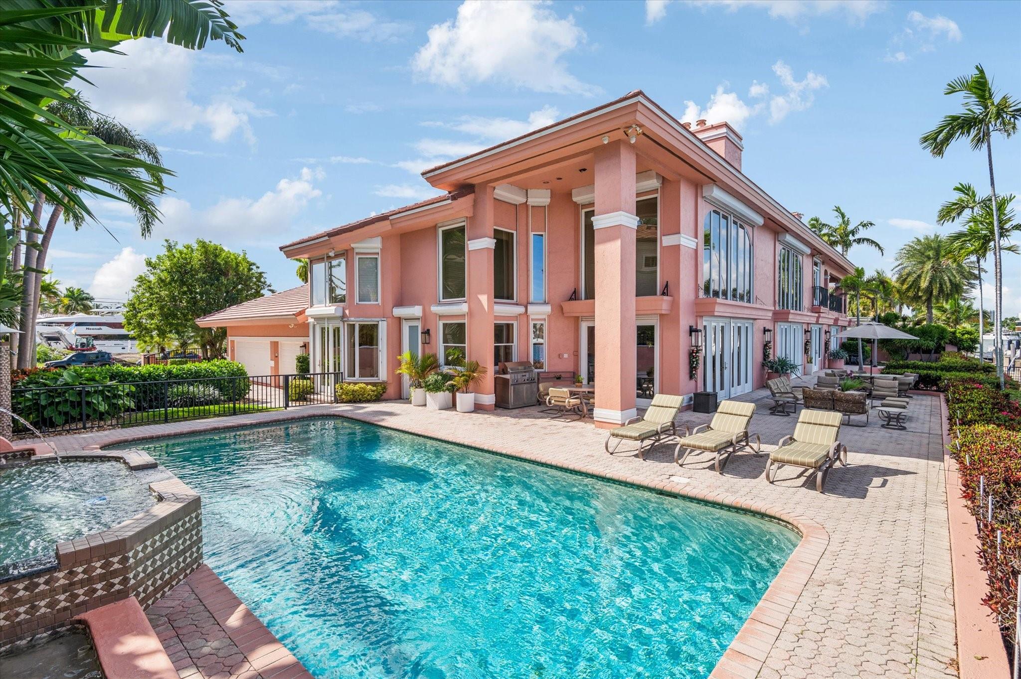 5 Isla Bahia Dr Fort Lauderdale, FL 33316