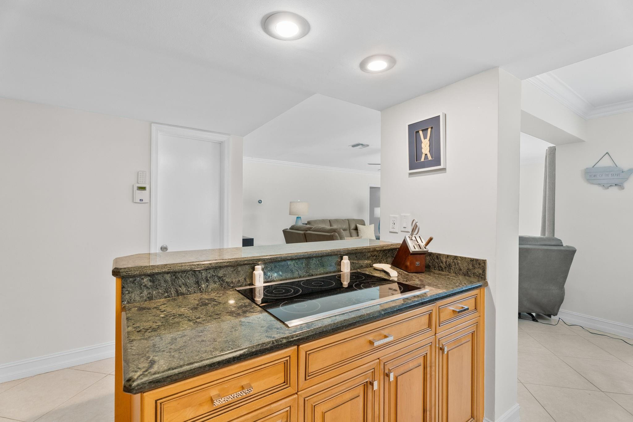 5570 NE 26th Fort Lauderdale, FL 33308