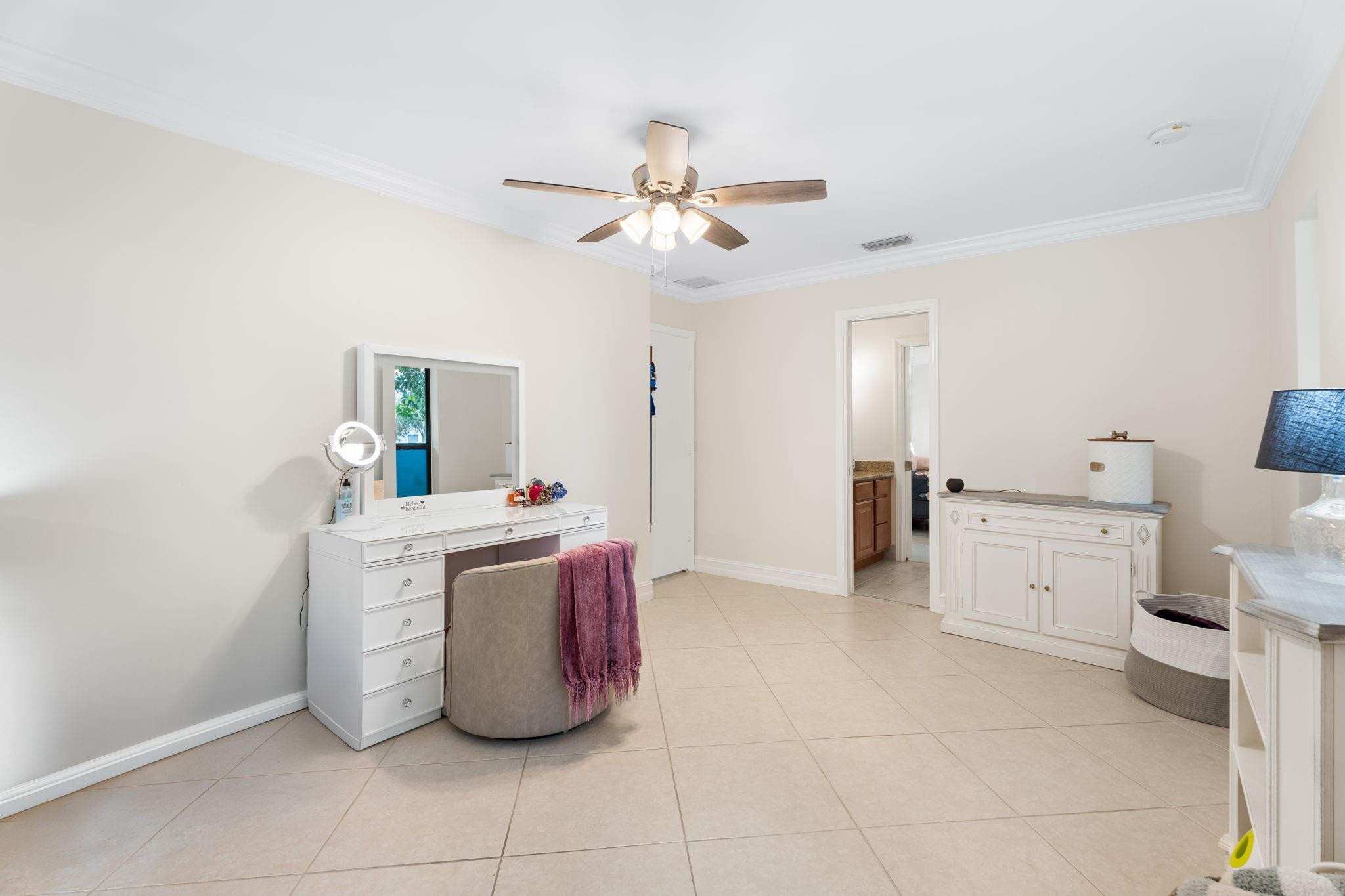 5570 NE 26th Fort Lauderdale, FL 33308