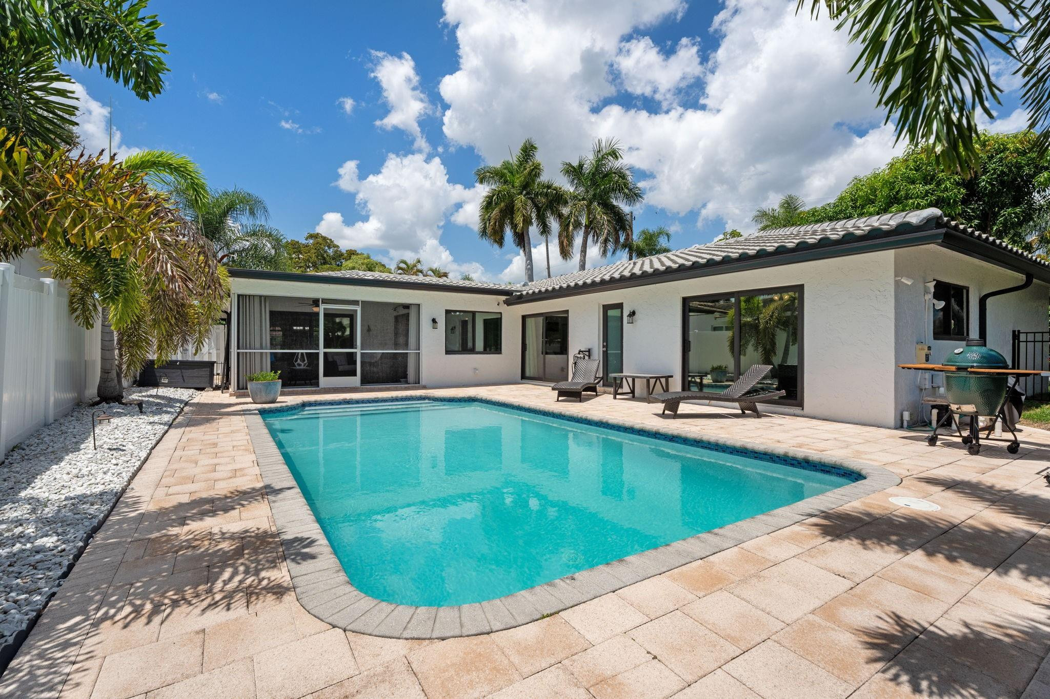 5570 NE 26th Fort Lauderdale, FL 33308