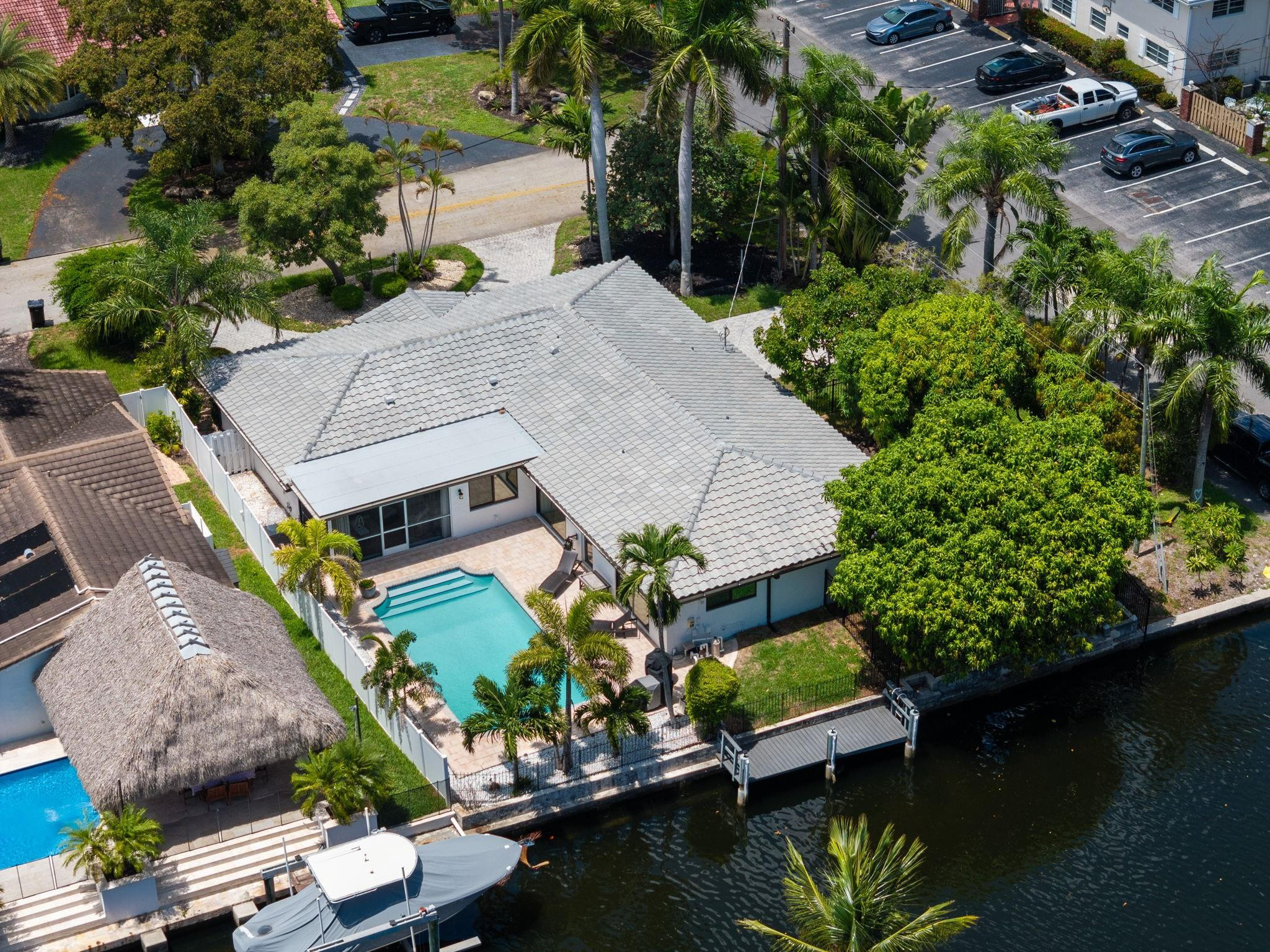 5570 NE 26th Fort Lauderdale, FL 33308