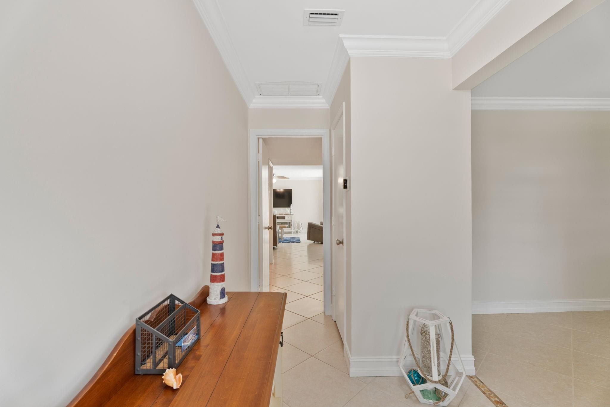 5570 NE 26th Fort Lauderdale, FL 33308