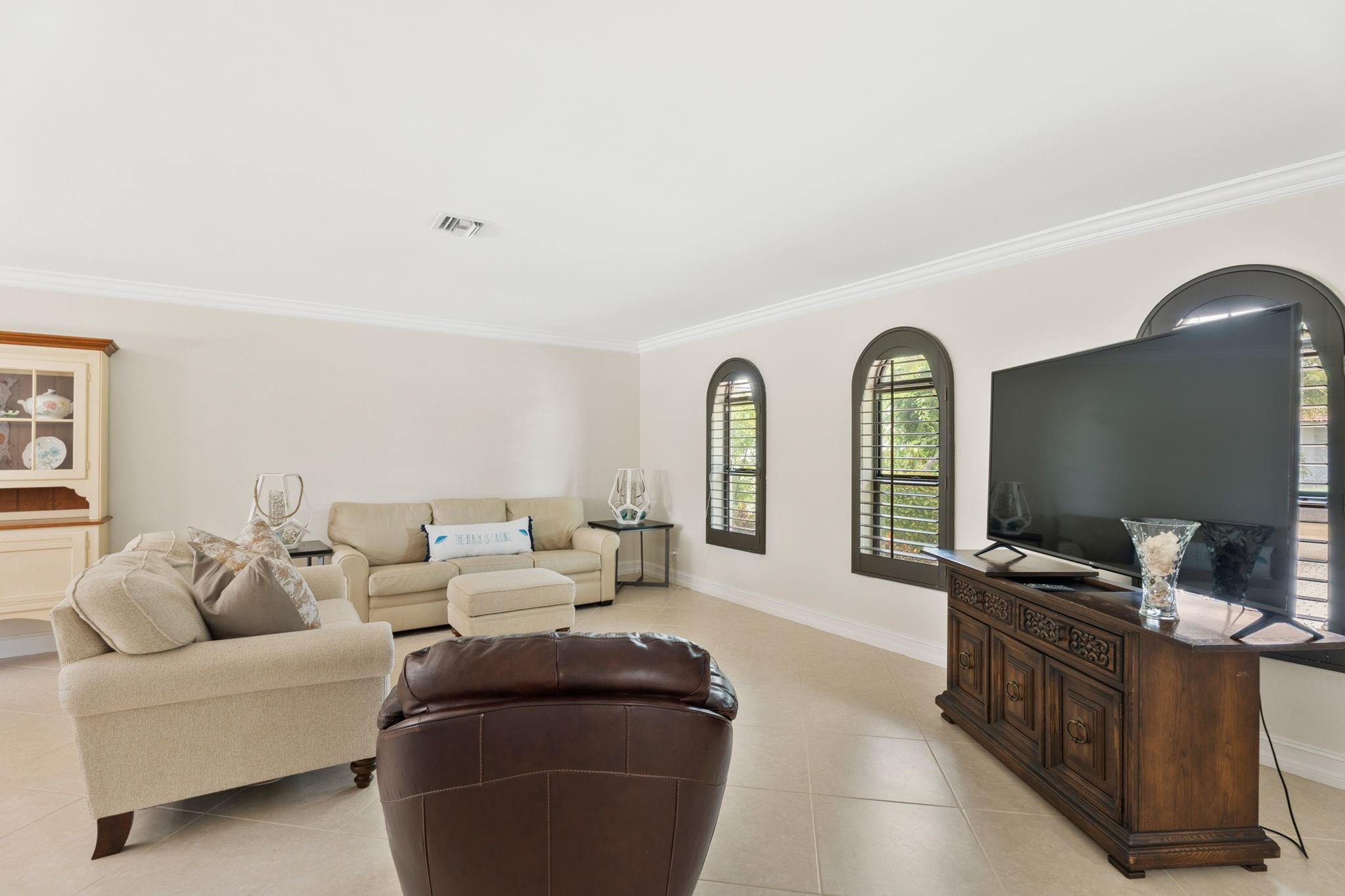 5570 NE 26th Fort Lauderdale, FL 33308