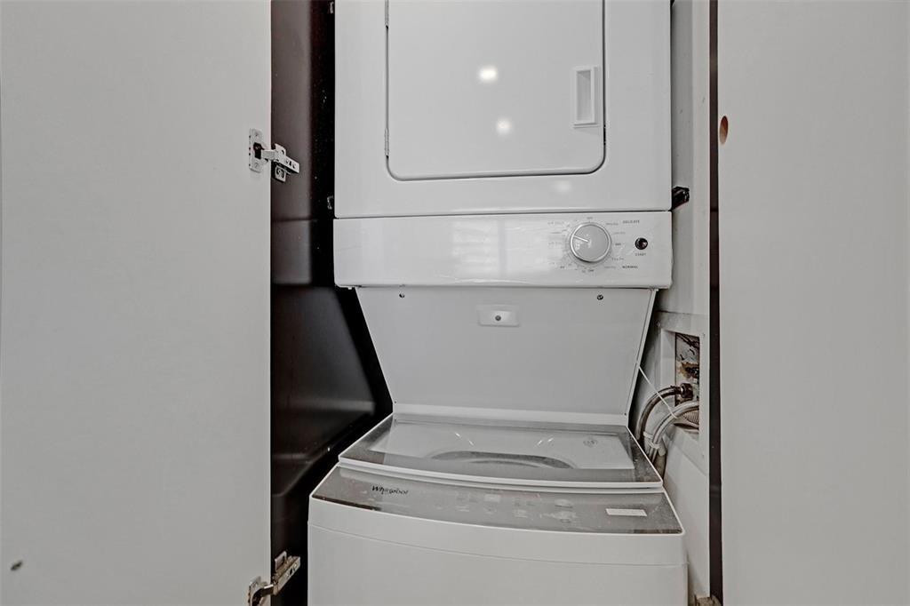 7601 E Treasure #1524 North Bay Village, FL 33141