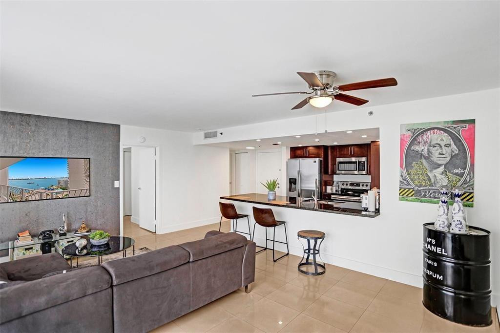 7601 E Treasure #1524 North Bay Village, FL 33141