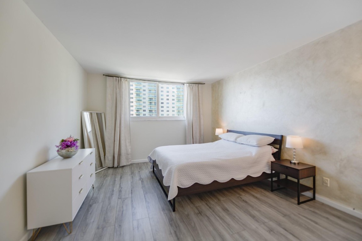 19380 Collins #501 Sunny Isles Beach, FL 33160