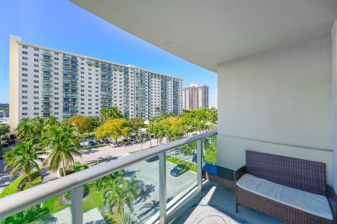 19380 Collins #501 Sunny Isles Beach, FL 33160