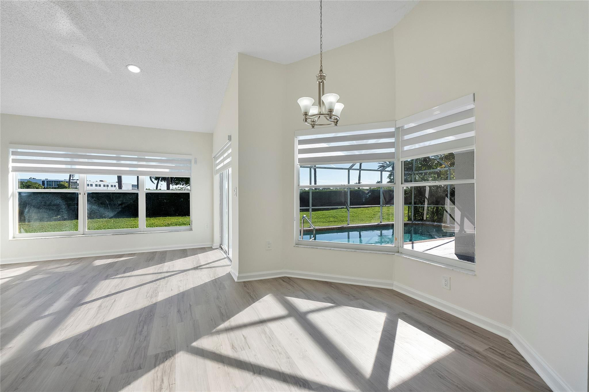 131 NW 187th Pembroke Pines, FL 33029