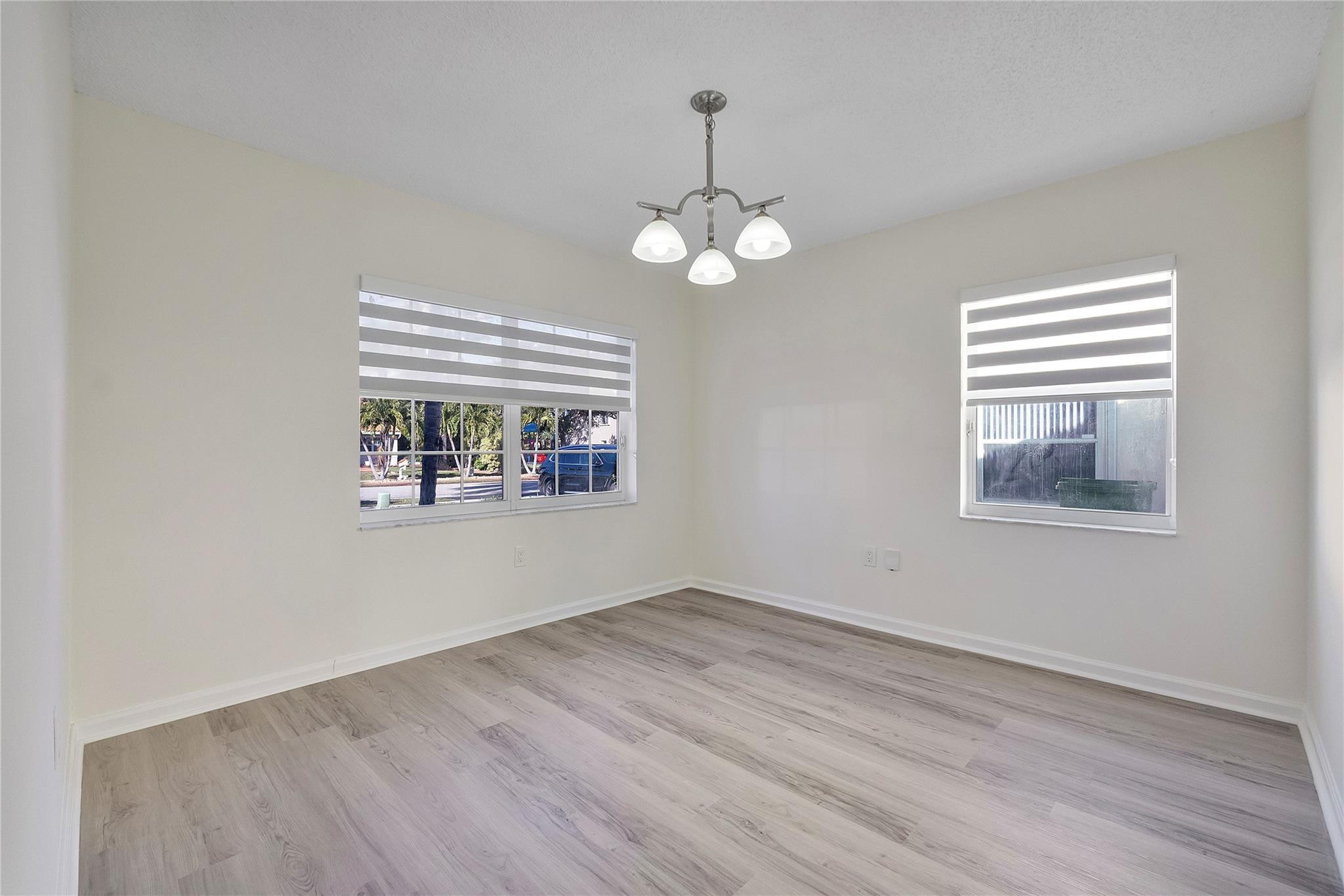 131 NW 187th Pembroke Pines, FL 33029