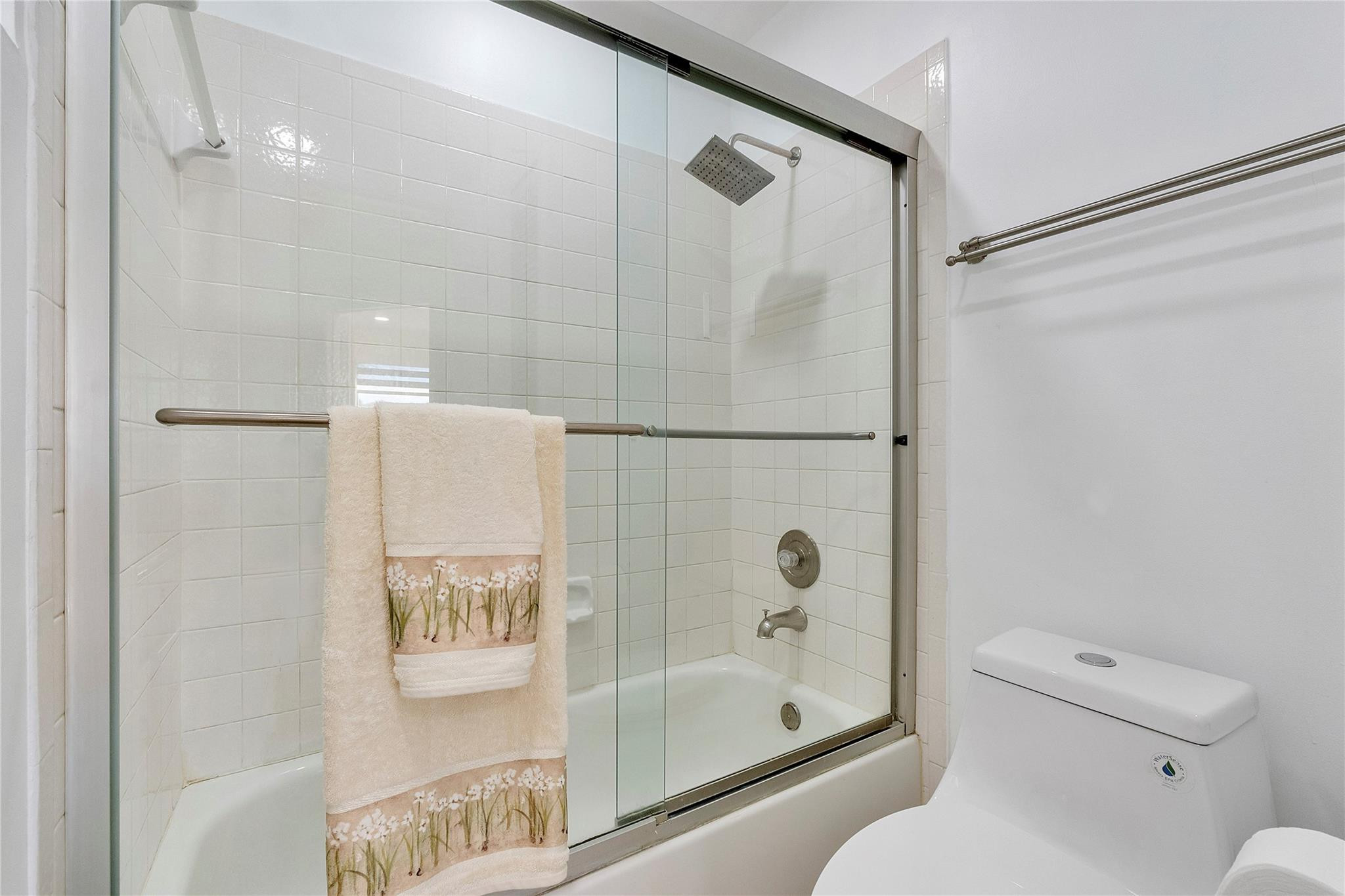 131 NW 187th Pembroke Pines, FL 33029