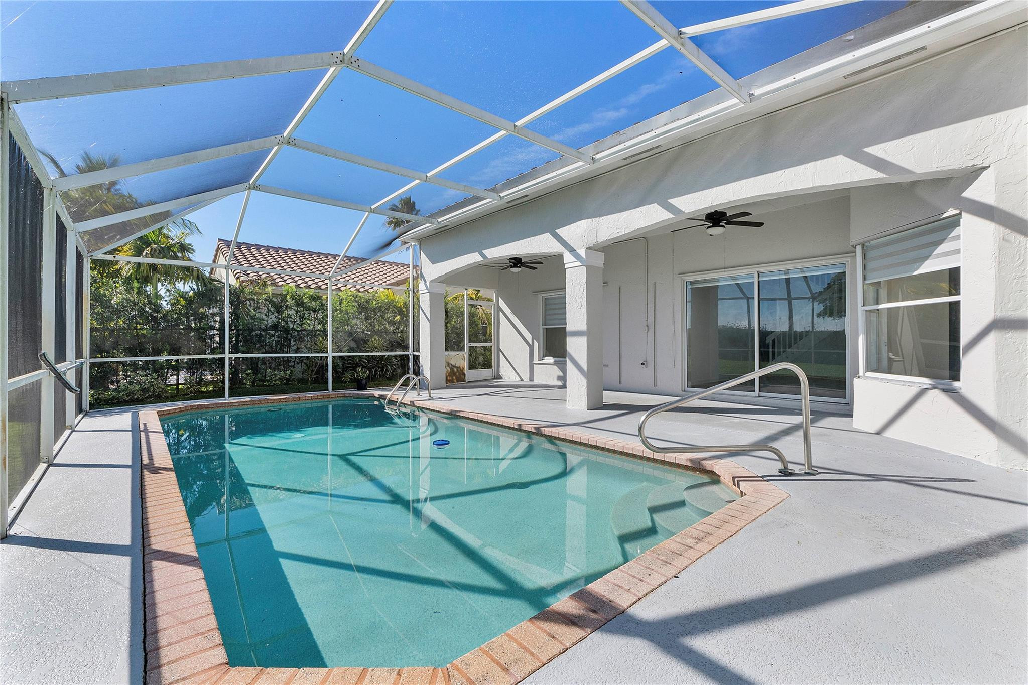 131 NW 187th Pembroke Pines, FL 33029