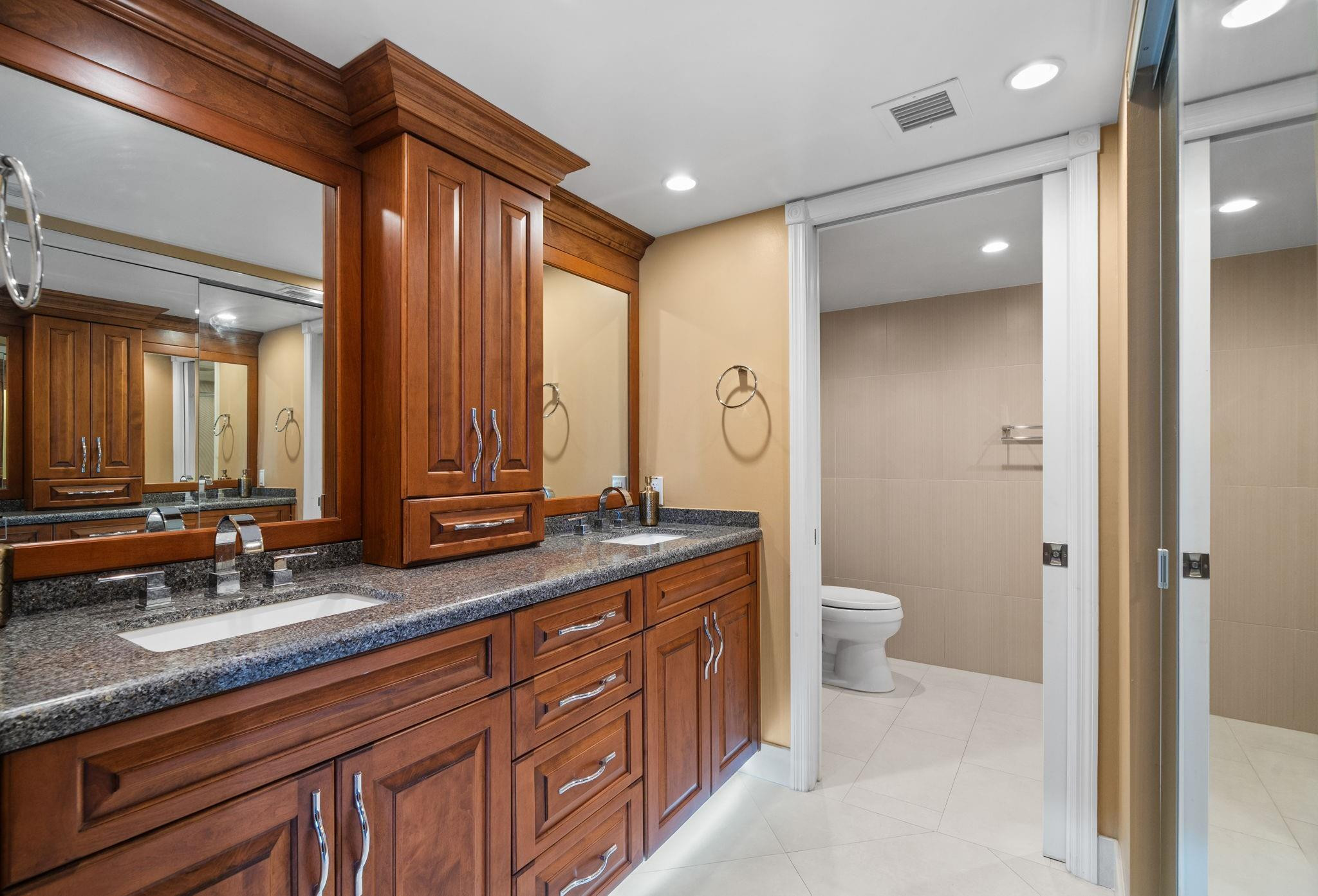 511 Bayshore #904 Fort Lauderdale, FL 33304