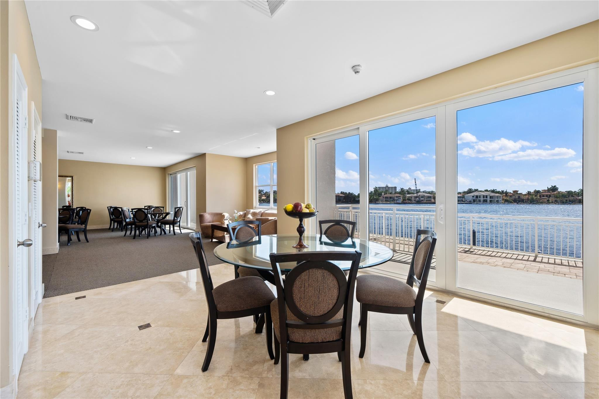 511 Bayshore #904 Fort Lauderdale, FL 33304