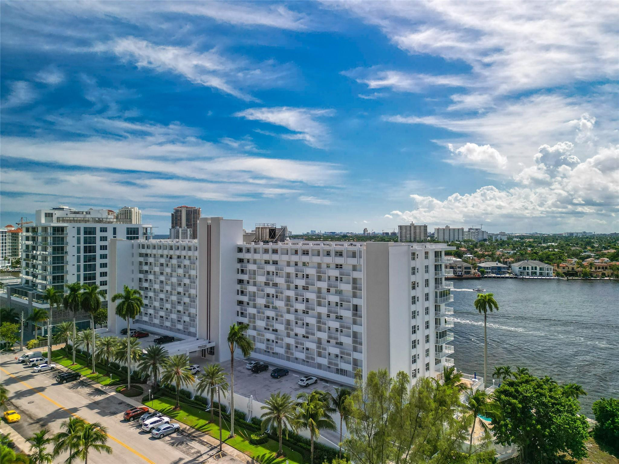 511 Bayshore #904 Fort Lauderdale, FL 33304