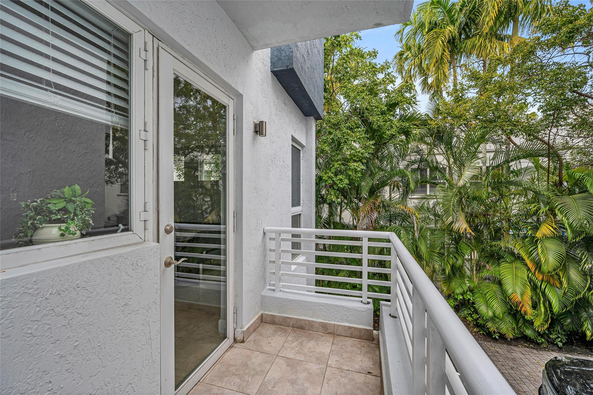 832 N Victoria Park #832 Fort Lauderdale, FL 33304
