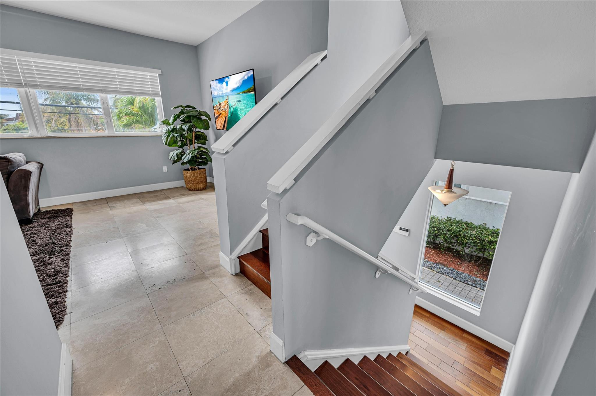 832 N Victoria Park #832 Fort Lauderdale, FL 33304