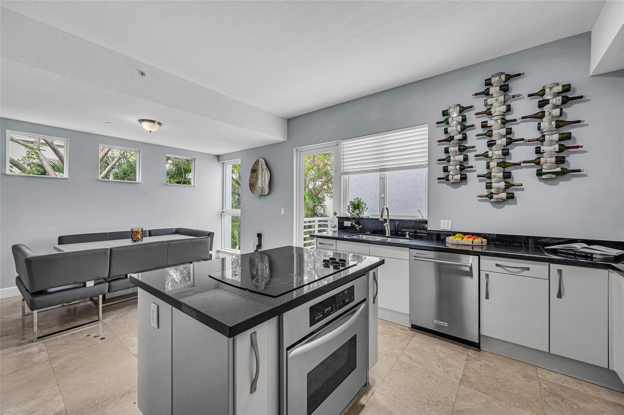 832 N Victoria Park #832 Fort Lauderdale, FL 33304