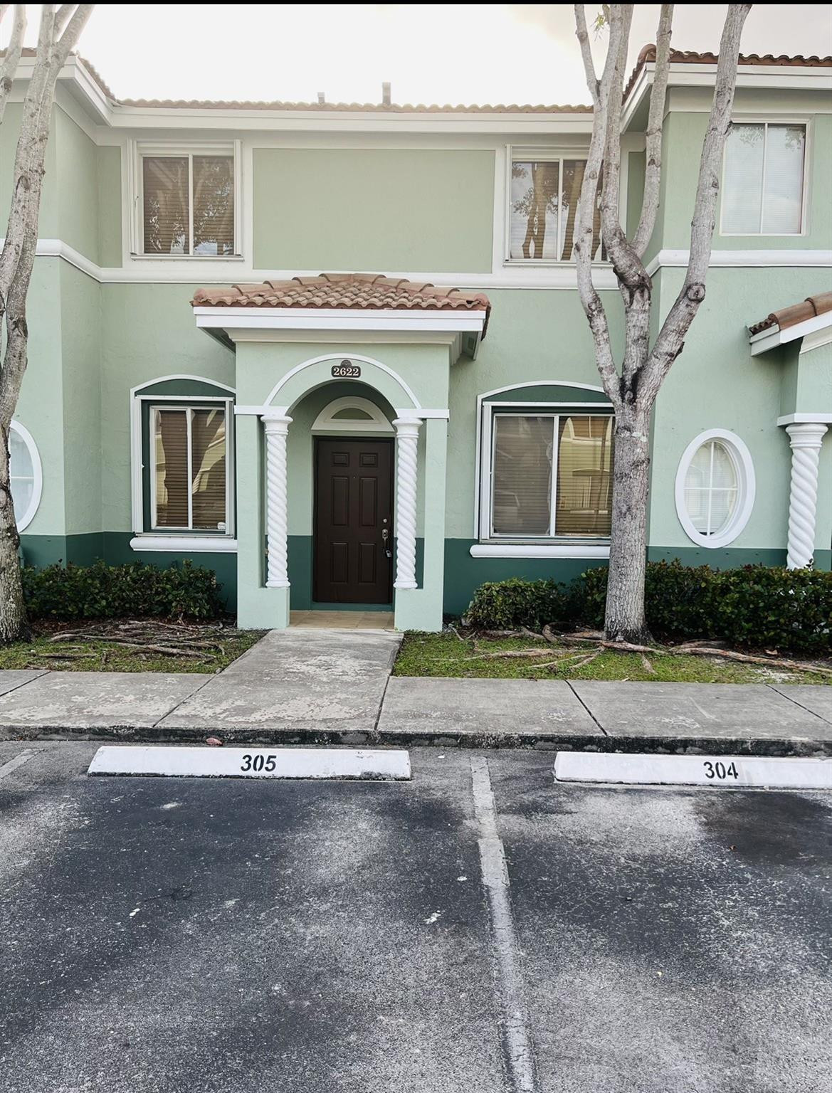 2622 SE 14th #305