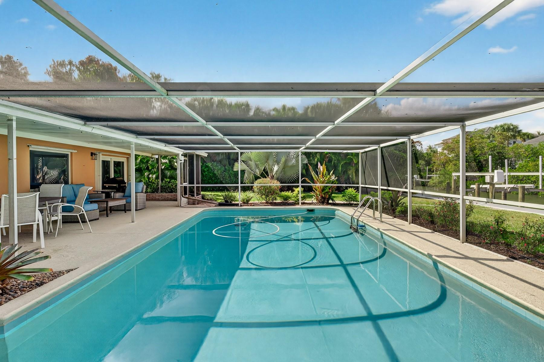 547 E Causeway Vero Beach, FL 32963