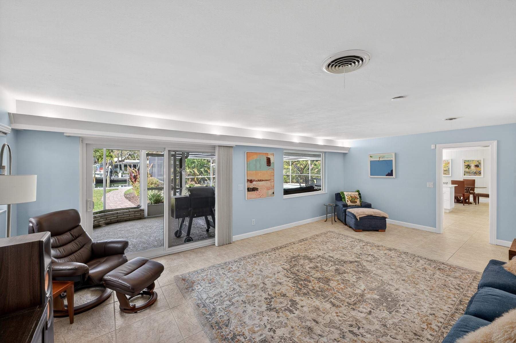 547 E Causeway Vero Beach, FL 32963