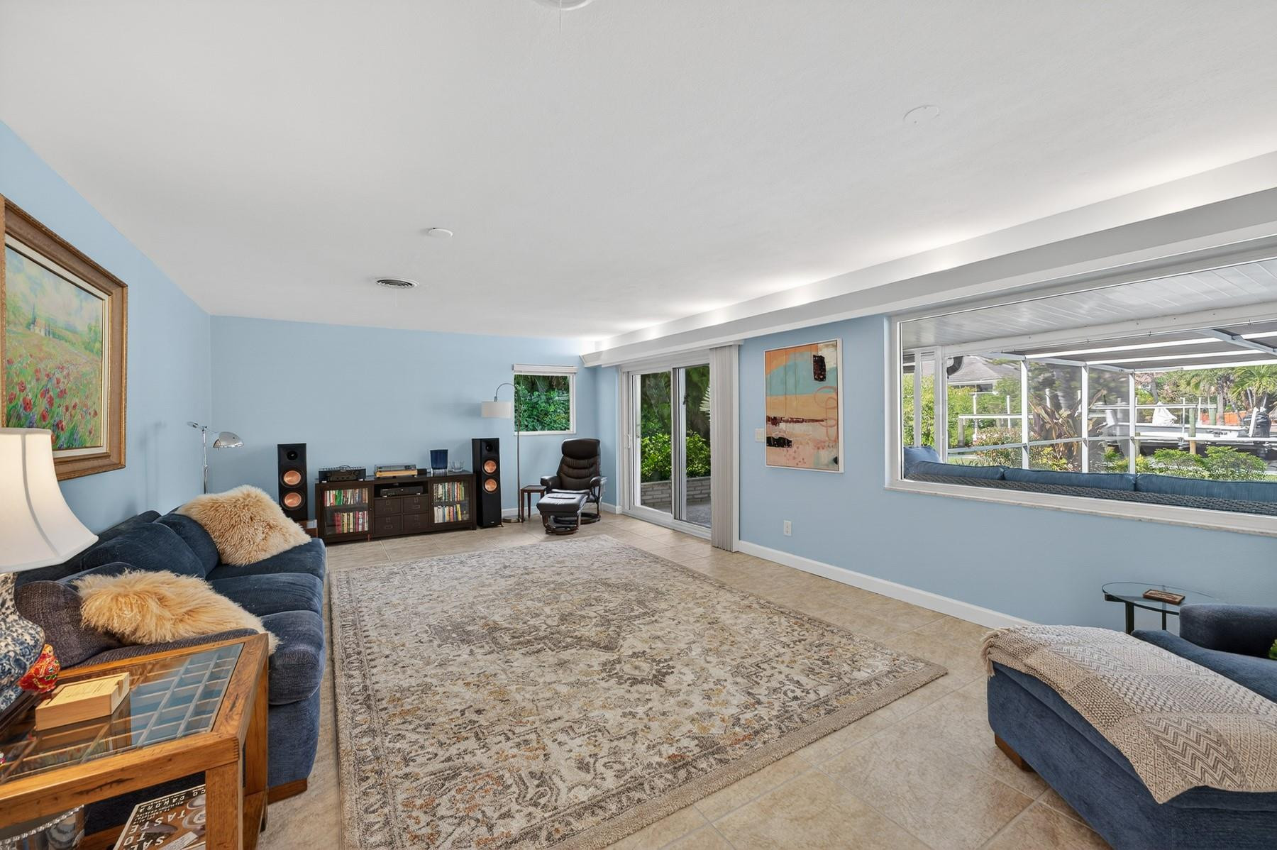 547 E Causeway Vero Beach, FL 32963