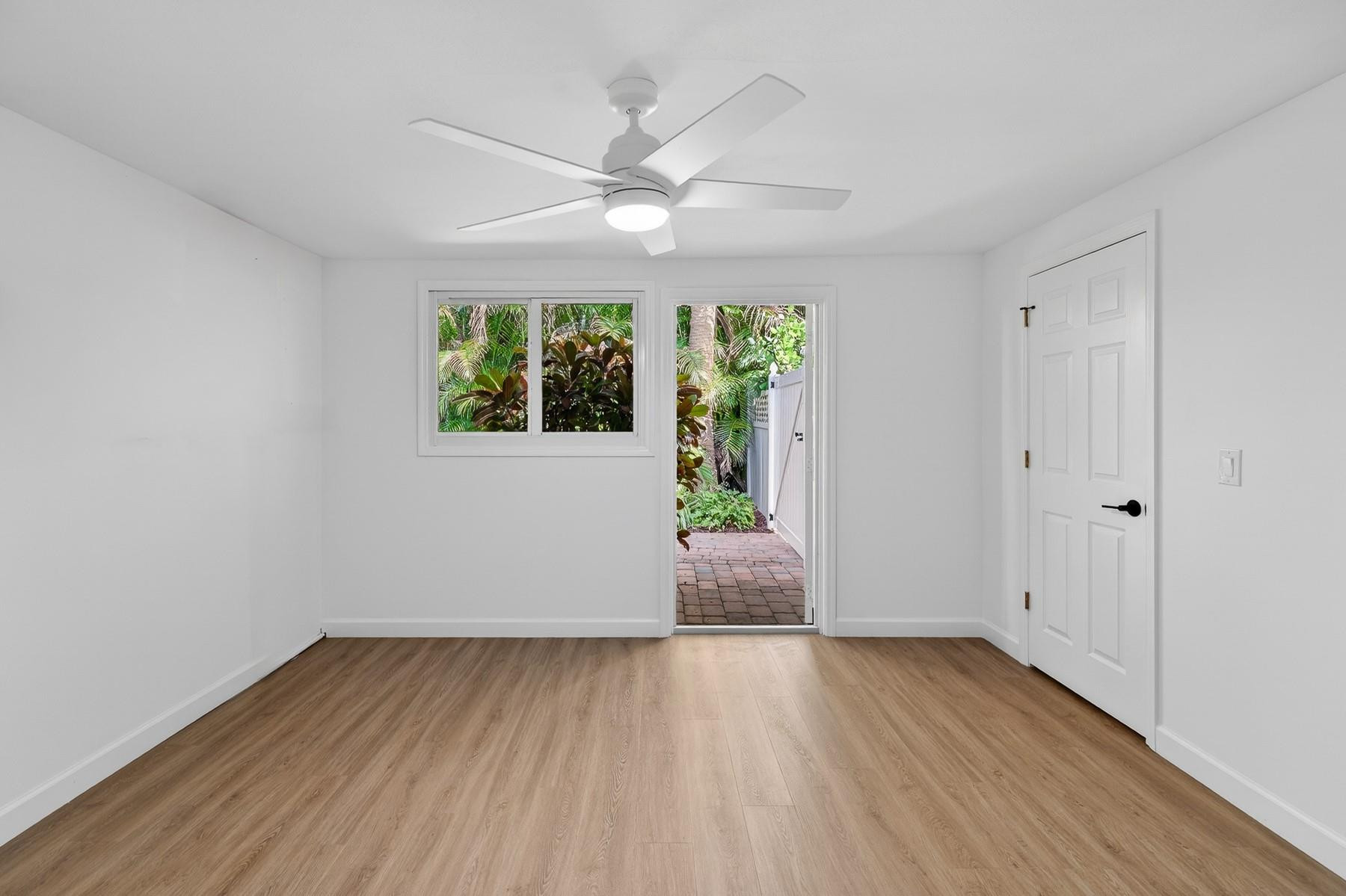 547 E Causeway Vero Beach, FL 32963