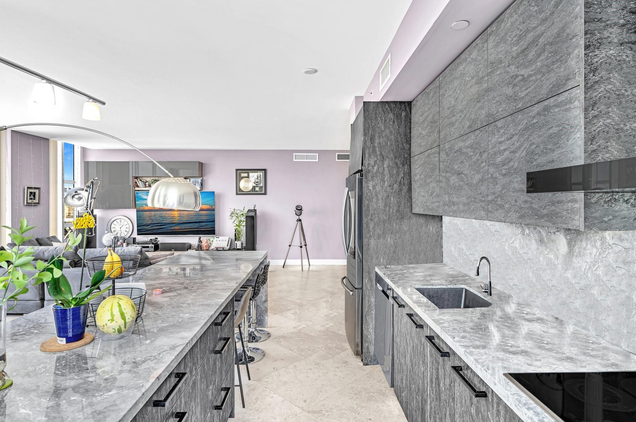 3131 NE 188th #2-1201 Aventura, FL 33180