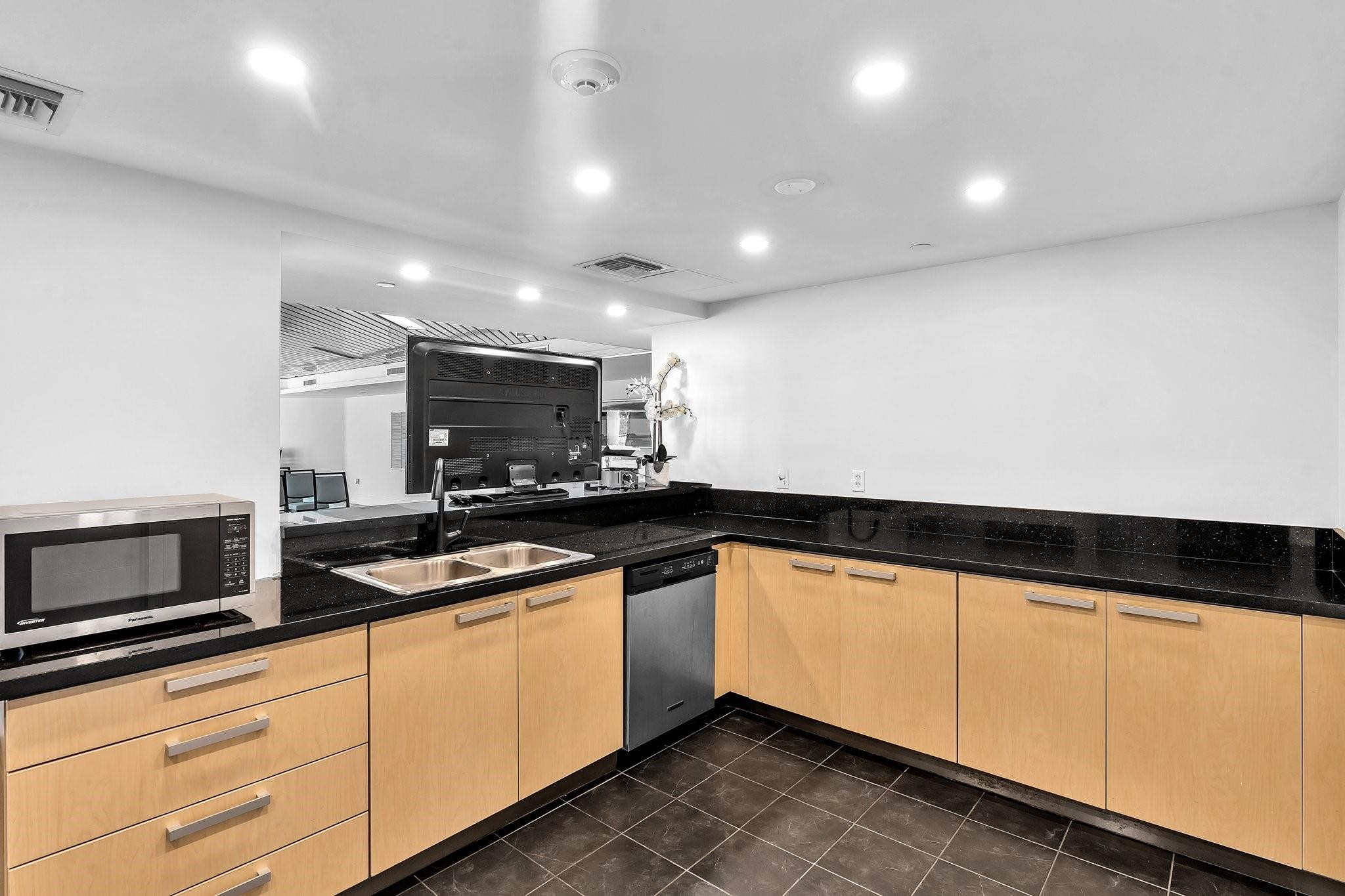 3131 NE 188th #2-1201 Aventura, FL 33180