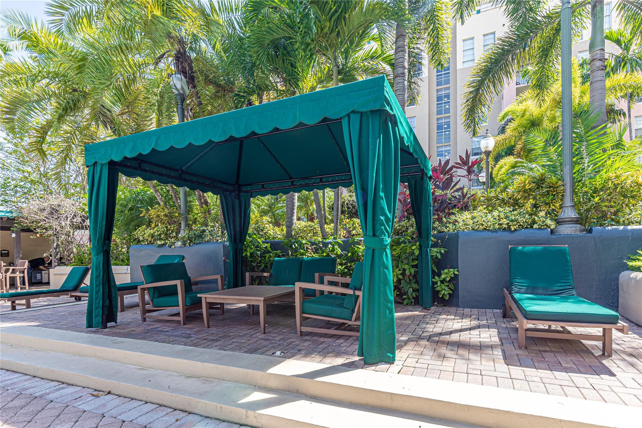 520 SE 5th #2406 Fort Lauderdale, FL 33301