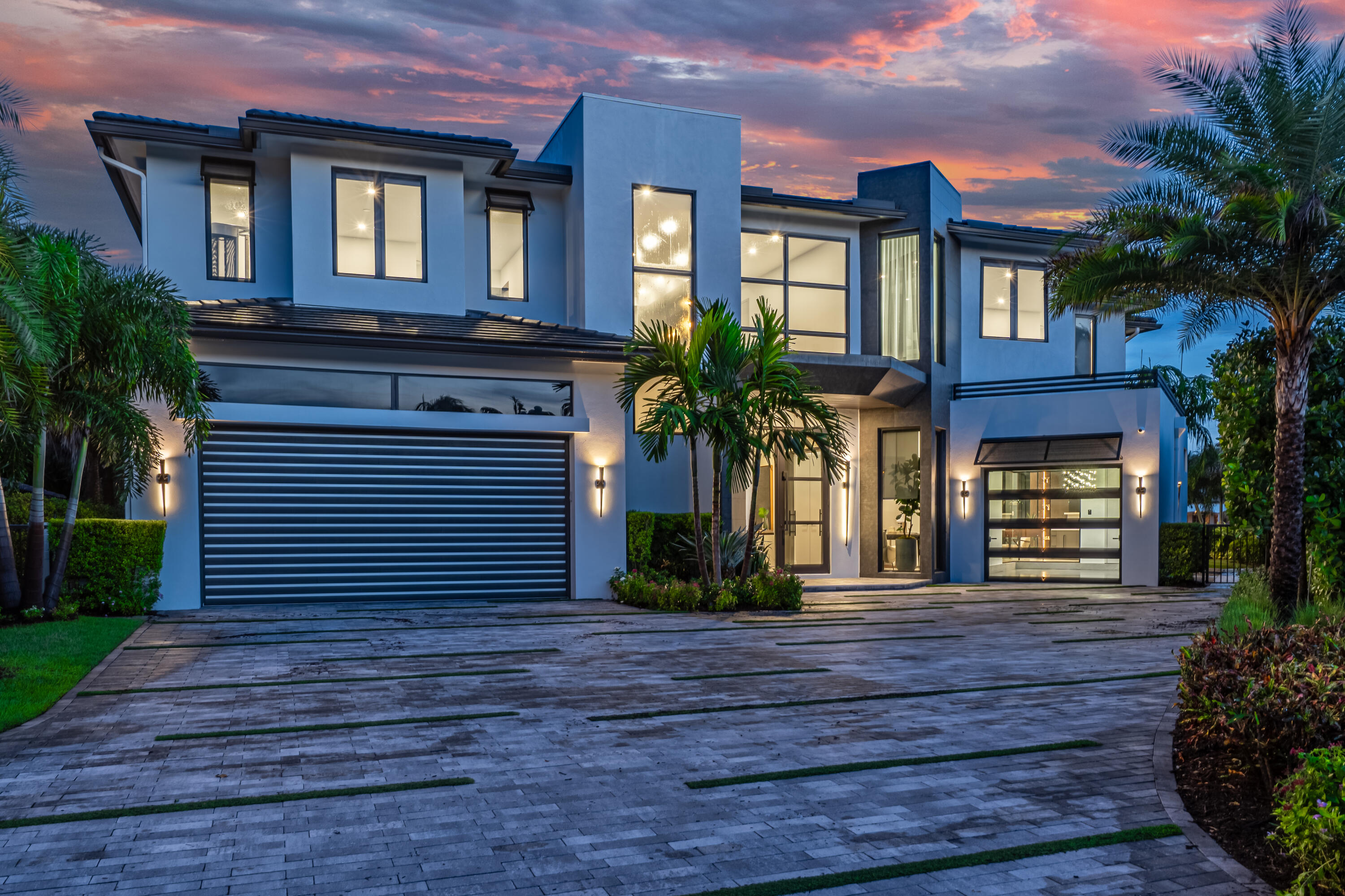 117 Thatch Palm Cv