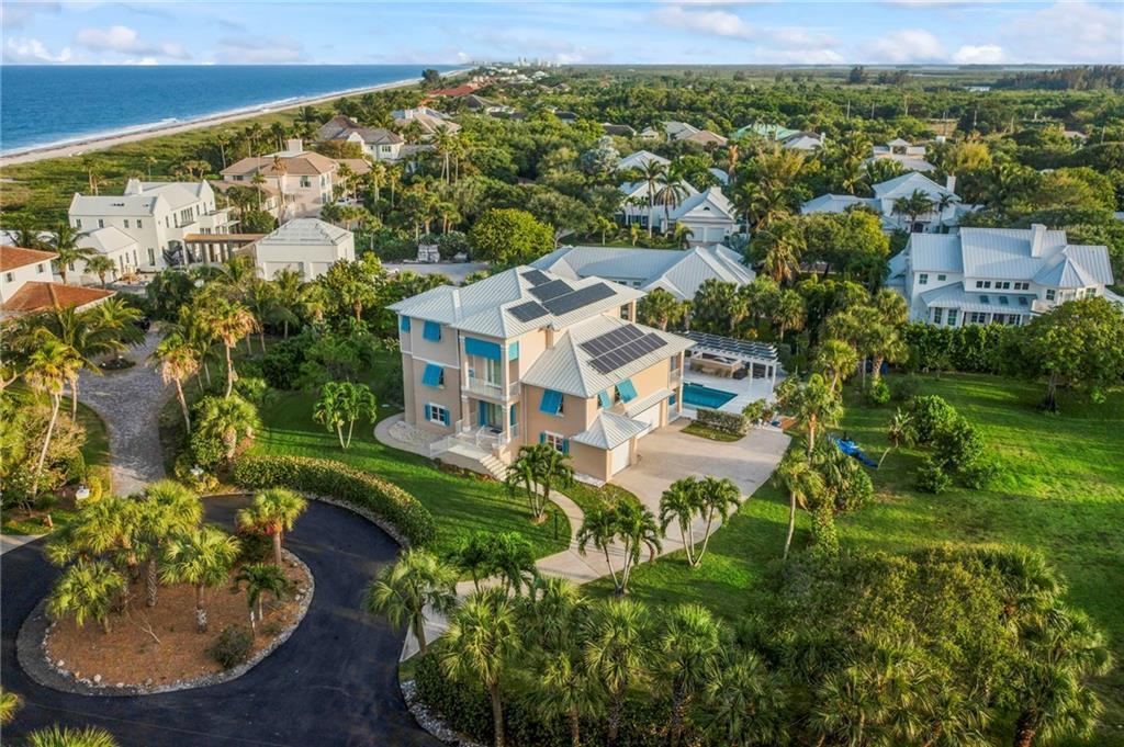 2275 Genesea Ln Vero Beach, FL 32963