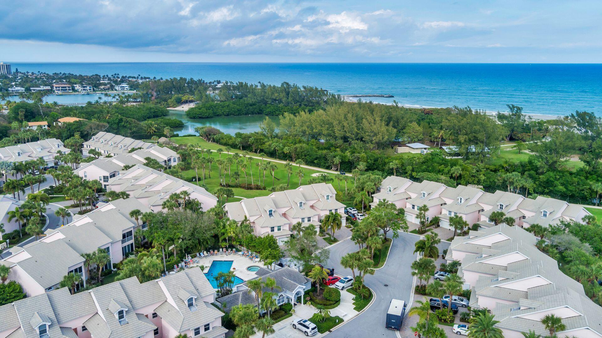 2502 Fairway Dr Jupiter, FL 33477